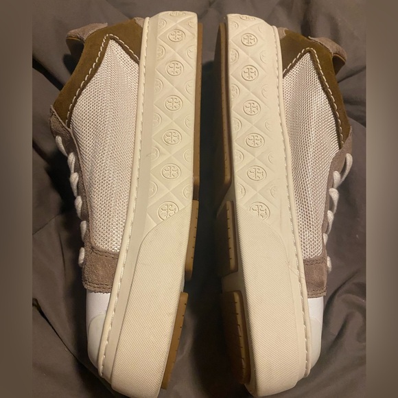 Excellent Condition Tory Burch Ladybug Sneakers - Picture 4 of 10